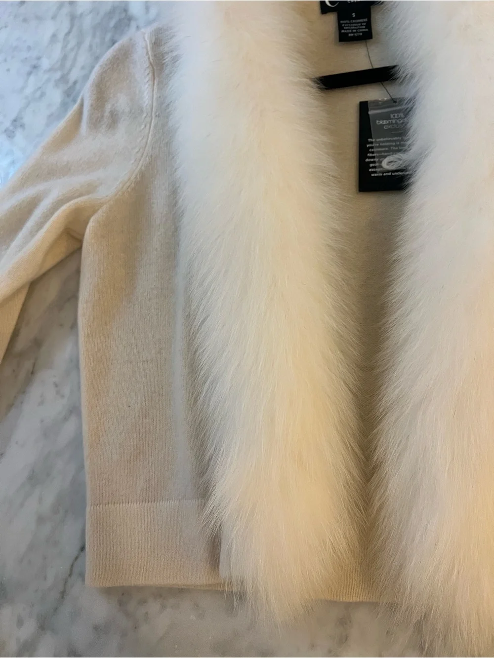 Bloomingdale's cashmere and genuine fox fur ivory cardigan - Picture 4 of 7
